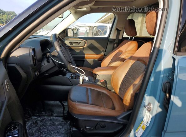 3FMCR9D94PRD00517 2023 FORD BRONCO Blue Vista interior delantera