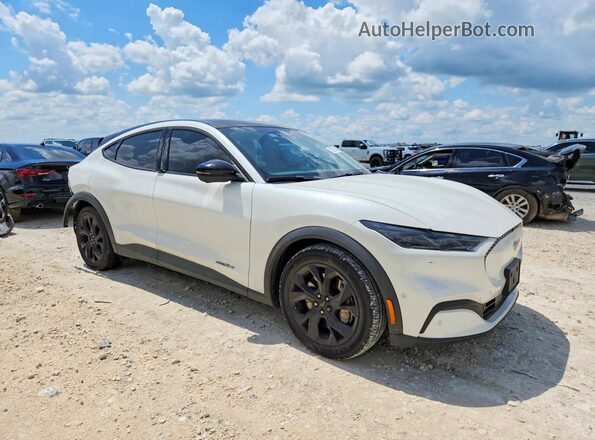 3FMTK1R40RMA01738 2024 FORD MUSTANG Белый Передняя правая четверть