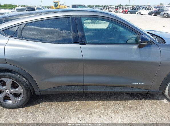 3FMTK1RM3PMA40935 2023 FORD MUSTANG MACH-E Gray Вид задньої частини салону