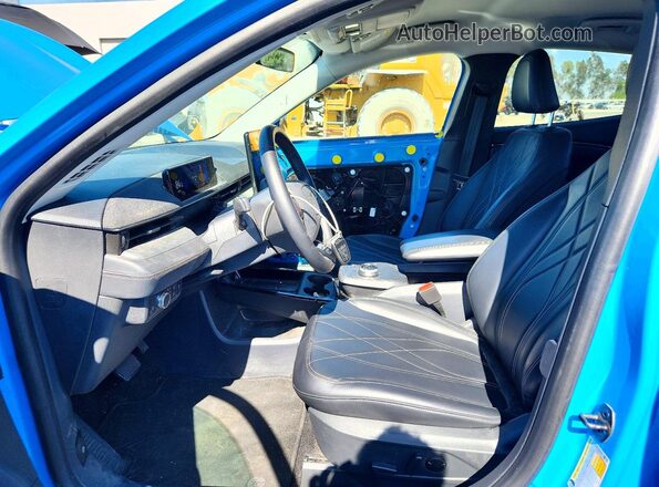 3FMTK1SSXNMA17710 2022 FORD MUSTANG Blue Вид салону спереду