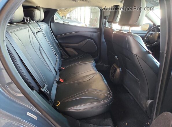 3FMTK3R42RMA01901 2024 FORD MUSTANG Gray Widok wnętrza z tyłu
