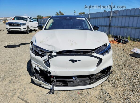 3FMTK3R79SMA42011 2025 FORD MUSTANG Cream Вид спереду