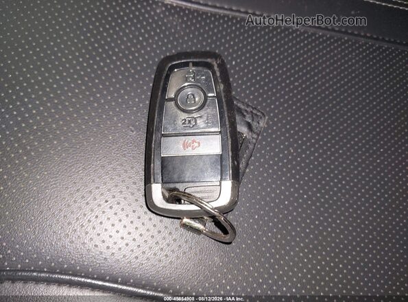 3FMTK3RM7MMA24325 2021 FORD MUSTANG MACH-E Light Blue Widok deski rozdzielczej