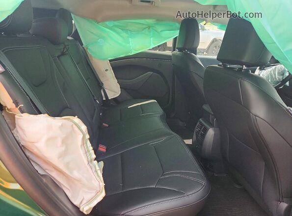 3FMTK3S59TMA10217 2026 FORD MUSTANG Green Widok tylnych siedzeń