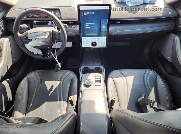 3FMTK3SU3PMA92913 2023 FORD MUSTANG White Vista del salpicadero