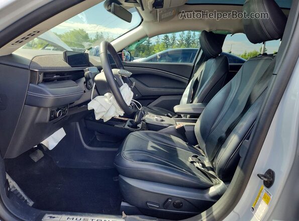 3FMTK3SU3PMA92913 2023 FORD MUSTANG White Vista interior delantera