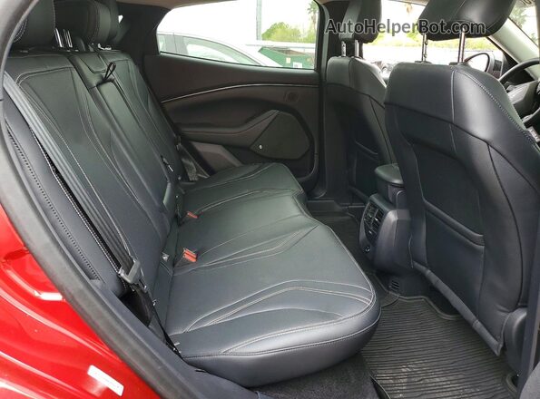 3FMTK3SU4NMA49338 2022 FORD MUSTANG Красный Вид задней части салона