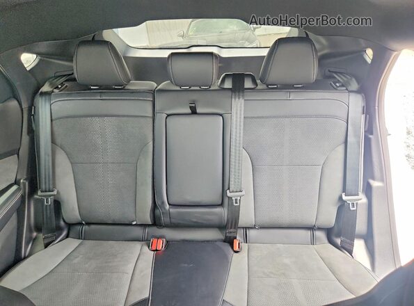 3FMTK4SX8SMA51010 2025 FORD MUSTANG White Widok tylnych siedzeń