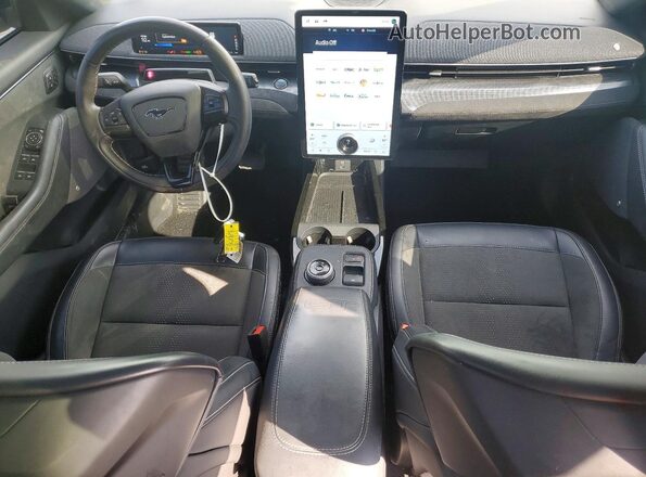 3FMTK4SXXMME04530 2021 FORD MUSTANG Белый Вид панели приборов