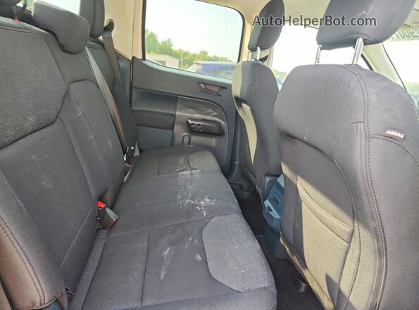 3FTTW8A33TRA46316 2026 FORD MAVERICK White Widok tylnych siedzeń