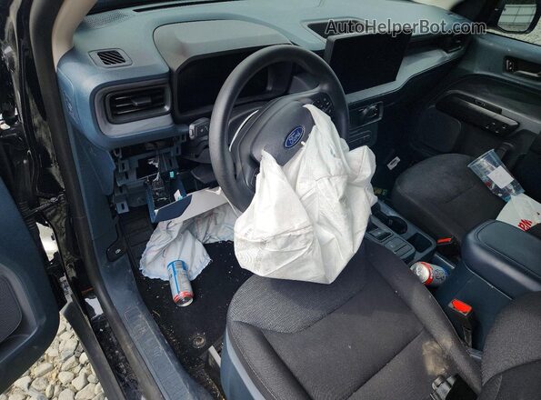 3FTTW8B38SRA20615 2025 FORD MAVERICK Black Widok deski rozdzielczej
