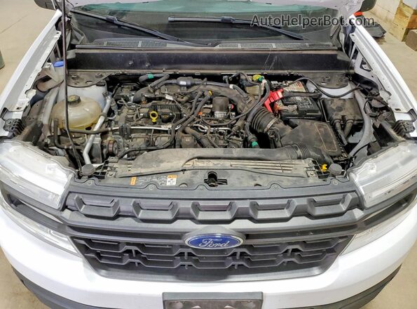 3FTTW8B94RRA17399 2024 FORD MAVERICK Белый Вид задней части салона