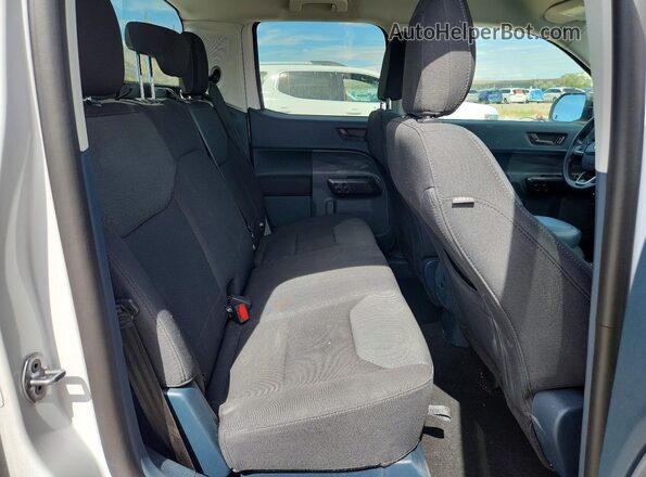 3FTTW8E37PRA06448 2023 FORD MAVERICK White Rear seats view