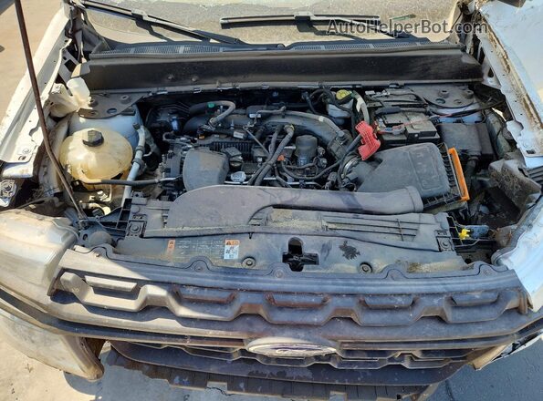 3FTTW8E97PRA49434 2023 FORD MAVERICK White Vista interior trasera