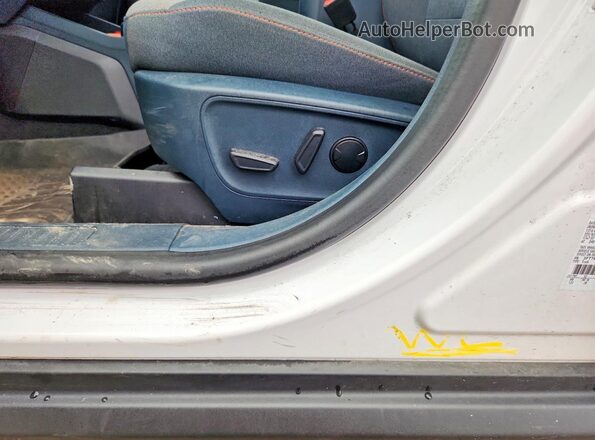 3FTTW8H32RRB46227 2024 FORD MAVERICK White Engine compartment view