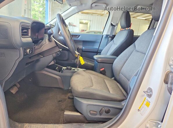 3FTTW8H33RRA66080 2024 FORD MAVERICK White Вид салону спереду