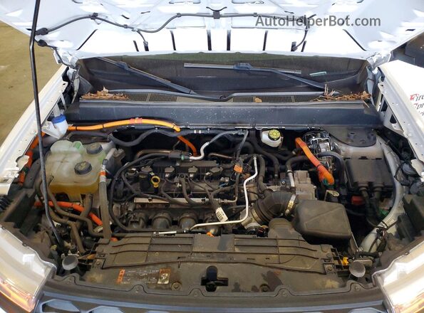 3FTTW8H34RRA83373 2024 FORD MAVERICK White Widok wnętrza z tyłu