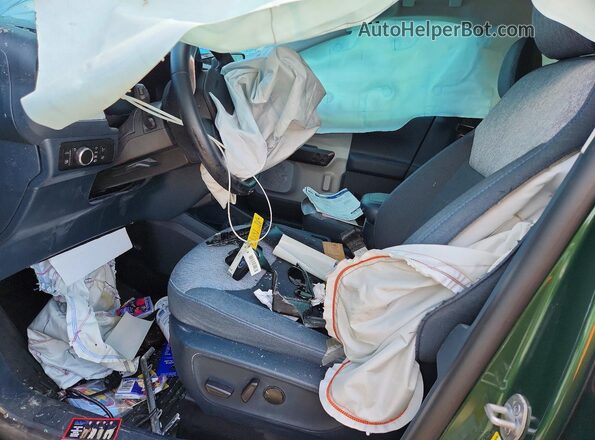 3FTTW8H38SRA25000 2025 FORD MAVERICK Green Vista interior delantera