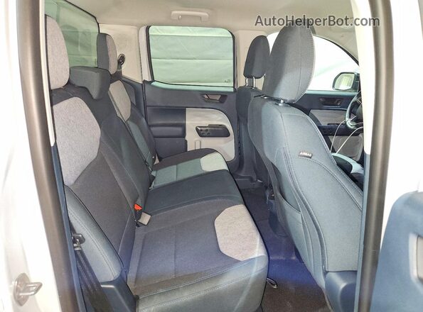3FTTW8J32TRA43875 2026 FORD MAVERICK Gray Widok tylnych siedzeń