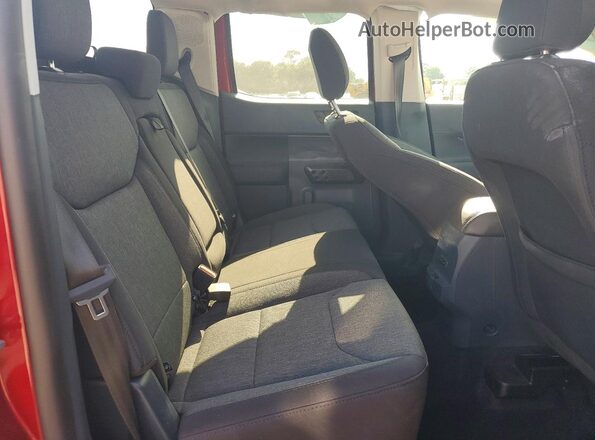 3FTTW8JAXSRB55000 2025 FORD MAVERICK Red Widok tylnych siedzeń