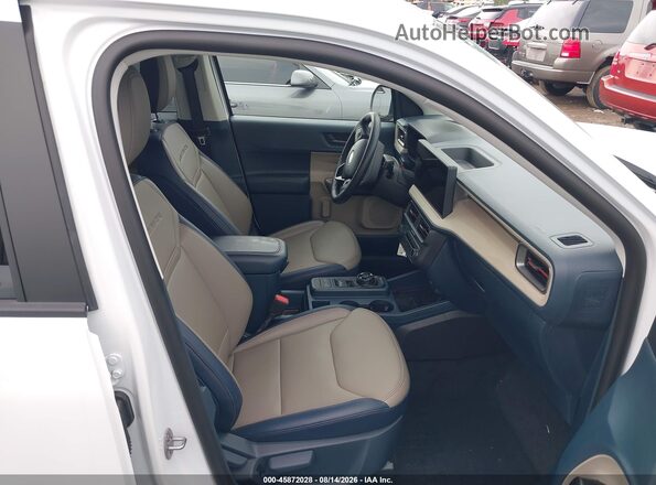 3FTTW8SA8SRB58542 2025 FORD MAVERICK White Front interior view
