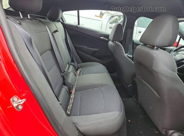 3G1BE6SM0JS527312 2018 CHEVROLET CRUZE Red Հետևի նստատեղերի տեսք