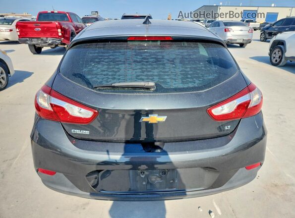 3G1BE6SM2HS567840 2017 CHEVROLET CRUZE Угольный Вид сзади