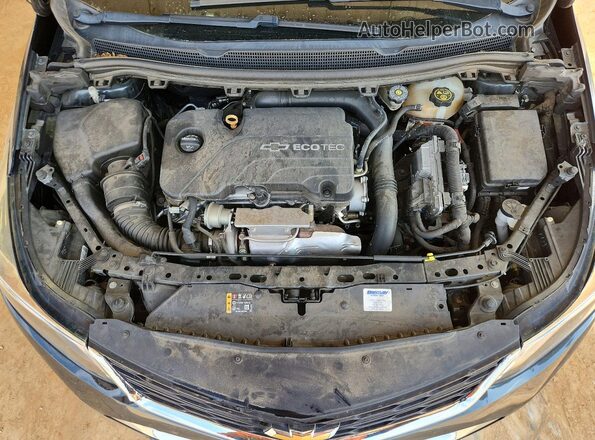 3G1BE6SM4JS595855 2018 CHEVROLET CRUZE Charcoal Вид задньої частини салону