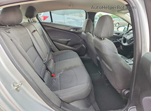 3G1BE6SM6JS619170 2018 CHEVROLET CRUZE Silver Rear seats view