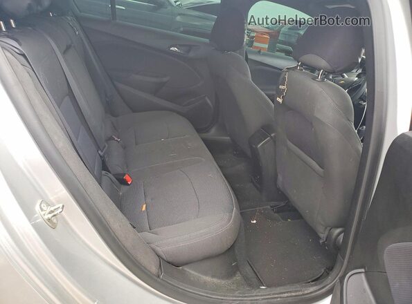 3G1BE6SM9JS617915 2018 CHEVROLET CRUZE White Widok tylnych siedzeń