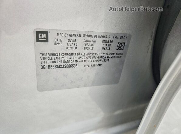 3G1BE6SMXJS606695 2018 CHEVROLET CRUZE Silver Շարժիչի բաժամունքի տեսք