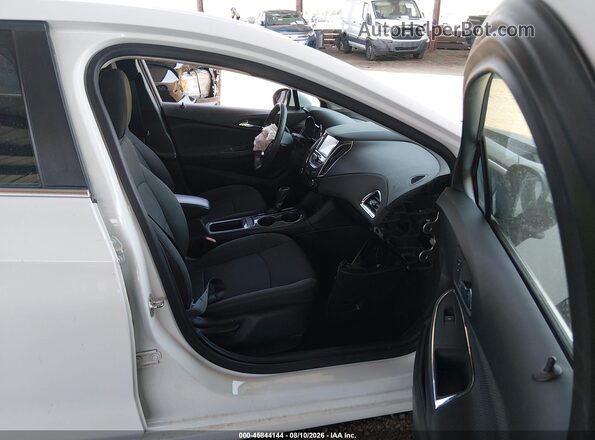 3G1BH6SE3JS633320 2018 CHEVROLET CRUZE White Widok wnętrza z przodu