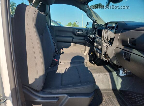 3GCNAAED9SG387487 2025 CHEVROLET SILVERADO White Widok tylnych siedzeń