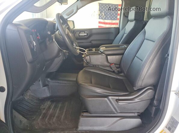 3GCNAAEK2PG357270 2023 CHEVROLET SILVERADO Белый Вид салона спереди