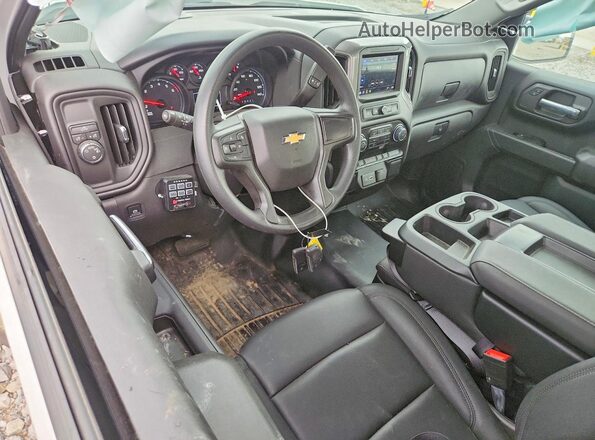 3GCNAAEK7TG196571 2026 CHEVROLET SILVERADO Белый Вид панели приборов
