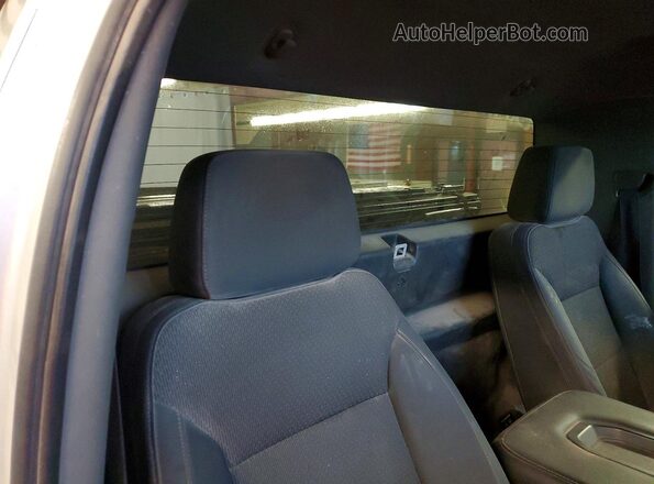 3GCNWAEH4KG177366 2019 CHEVROLET SILVERADO Silver Widok tylnych siedzeń