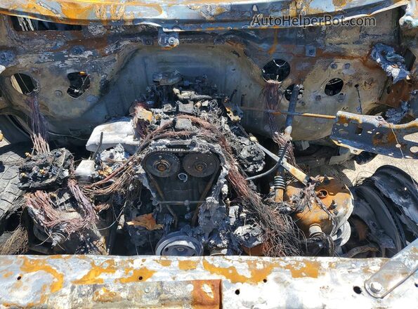 3GCNYAEK0MG394115 2021 CHEVROLET SILVERADO Красный Вид задней части салона