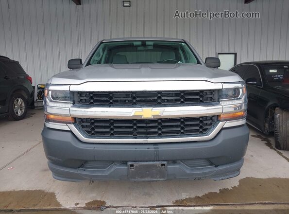 3GCPCNEH9JG432701 2018 CHEVROLET SILVERADO Серебряный Вид щитка приборов
