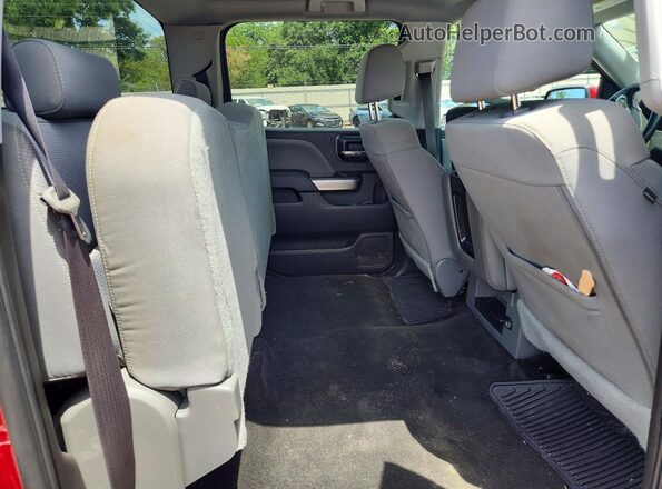3GCPCREC8JG230640 2018 CHEVROLET SILVERADO Красный Вид задних сидений