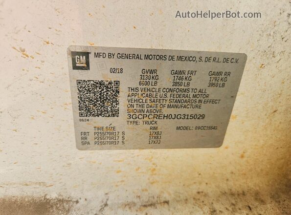 3GCPCREH0JG315029 2018 CHEVROLET SILVERADO White Vista del compartimento del motor
