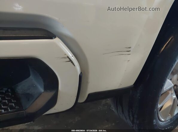 3GCPWBEF0KG111099 2019 CHEVROLET SILVERADO White Widok zestawu wskaźników