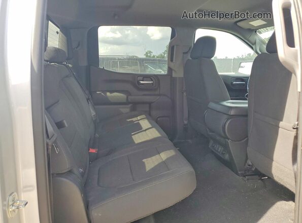 3GCPWCED1LG346939 2020 CHEVROLET SILVERADO Silver Widok tylnych siedzeń