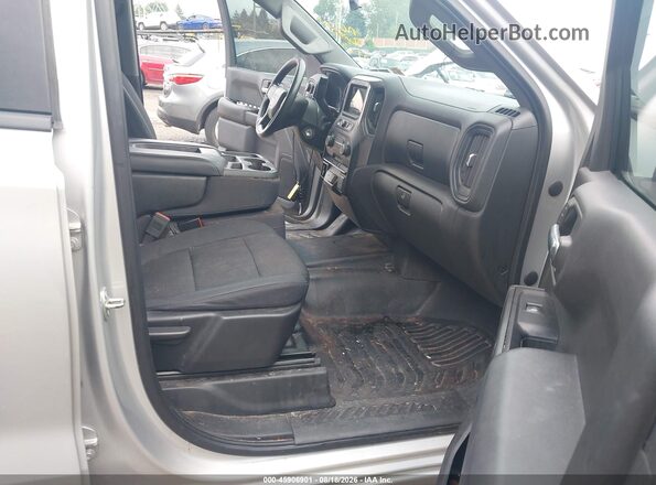3GCPYAEH6KG150625 2019 CHEVROLET SILVERADO Gray Widok wnętrza z przodu