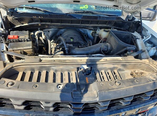 3GCPYCEF4KG131677 2019 CHEVROLET SILVERADO White Widok wnętrza z tyłu