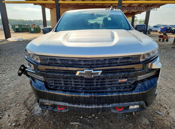 3GCPYFED2MG311615 2021 CHEVROLET SILVERADO Серебряный Вид спереди
