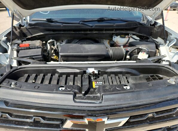 3GCUDFED7RG315102 2024 CHEVROLET SILVERADO White Widok wnętrza z tyłu