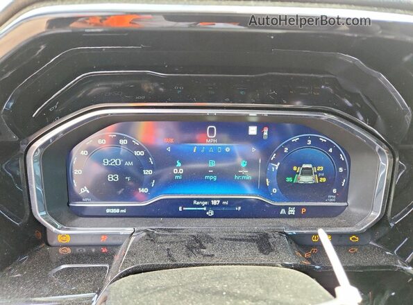 3GCUDFED8NG621722 2022 CHEVROLET SILVERADO White ხელსაწყოთა პანელის ხედი