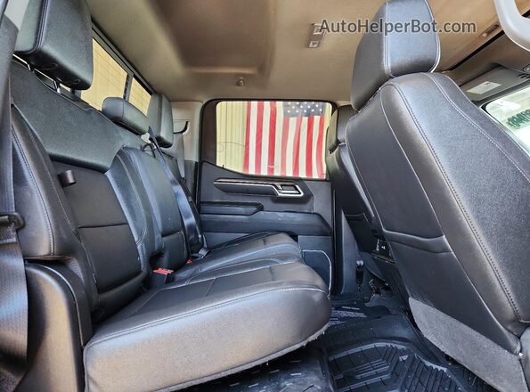 3GCUDFET4NG567102 2022 CHEVROLET SILVERADO Black Widok tylnych siedzeń