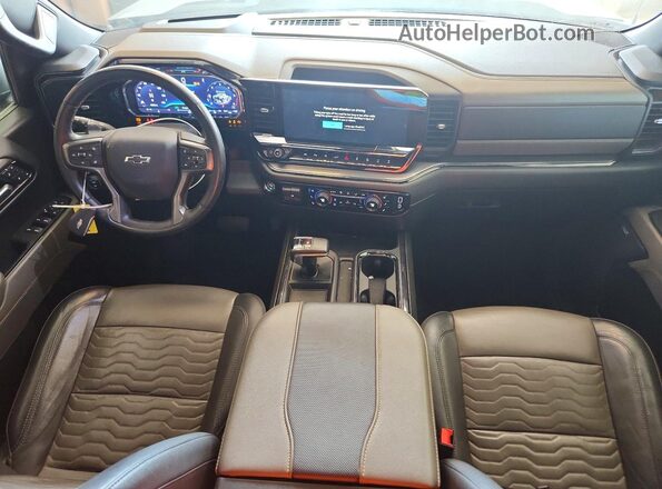 3GCUDHE80RG163582 2024 CHEVROLET SILVERADO Silver წინა პანელის ხედი