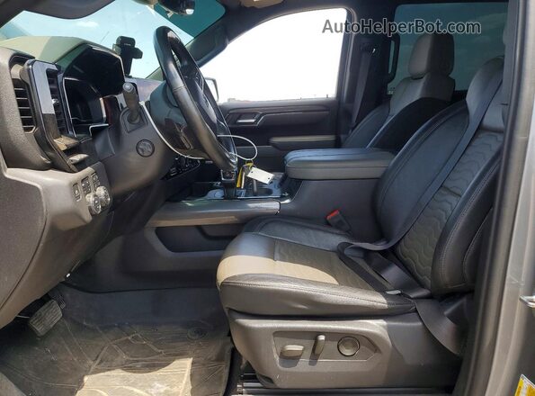 3GCUDHE85RG199266 2024 CHEVROLET SILVERADO Серый Вид салона спереди